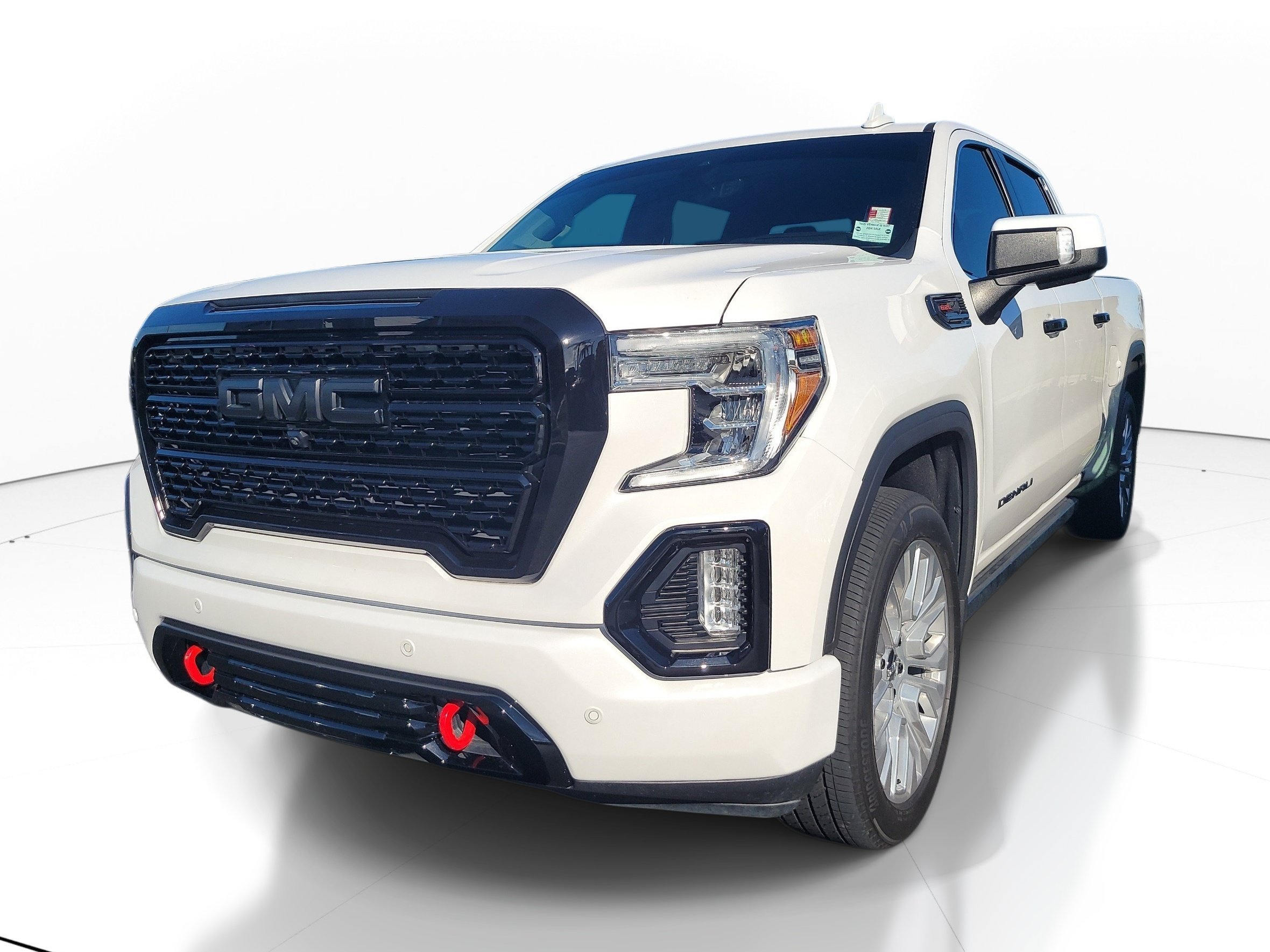 Used 2021 White Frost Tricoat GMC Denali image 3