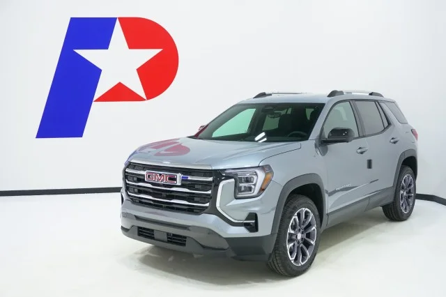 2026 GMC Terrain Elevation FWD's photo