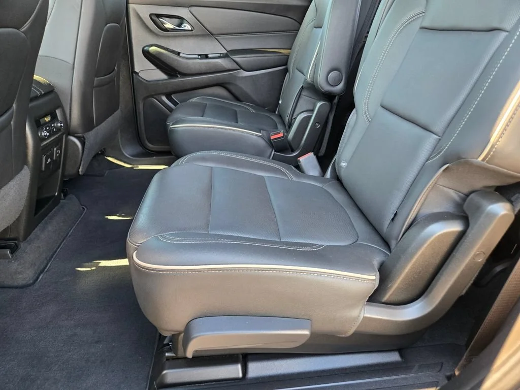 Used 2023 Mosaic Black Metallic Chevrolet Premier image 11