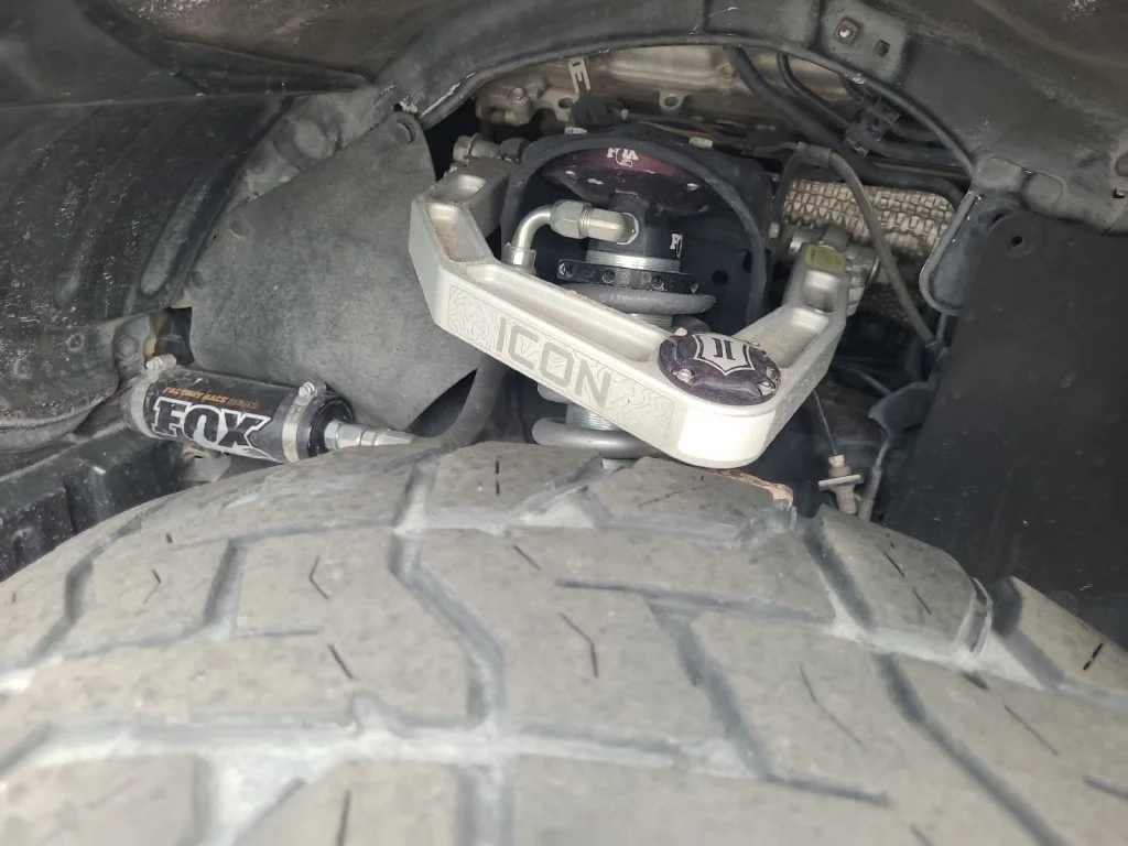 Used 2017 White Toyota SR5 image 2