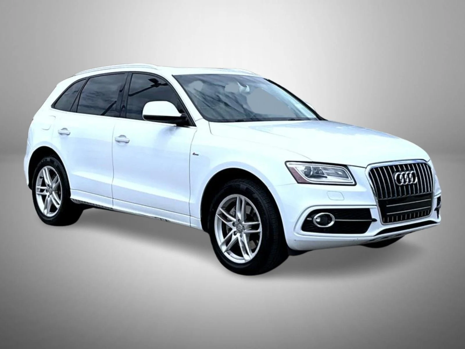 Used 2015 White Audi 3.0T Prestige image 3