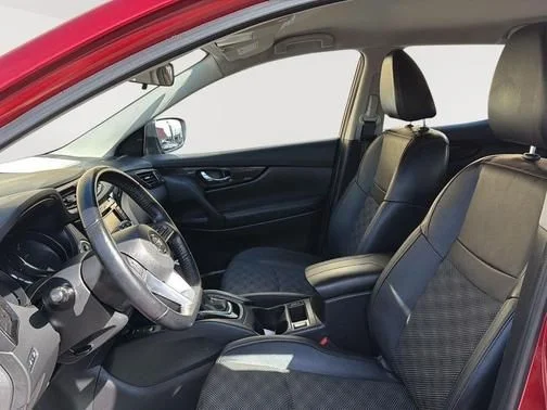 Certified Used 2022 Red Nissan SV image 9