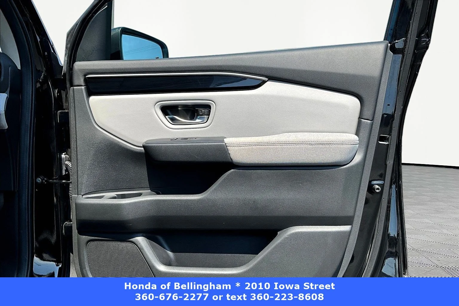 2024 Honda Pilot LX - Photo 25