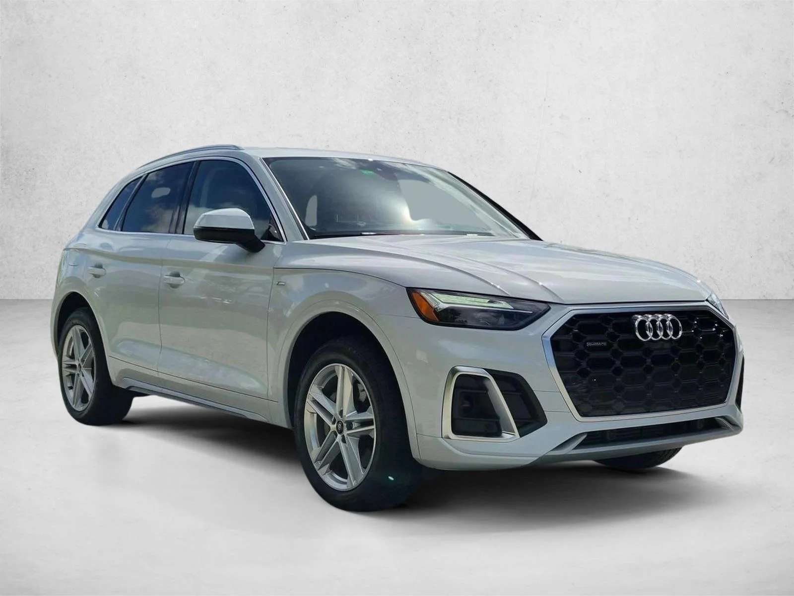 Used 2021 Glacier White Meta Audi Premium Plus image 3