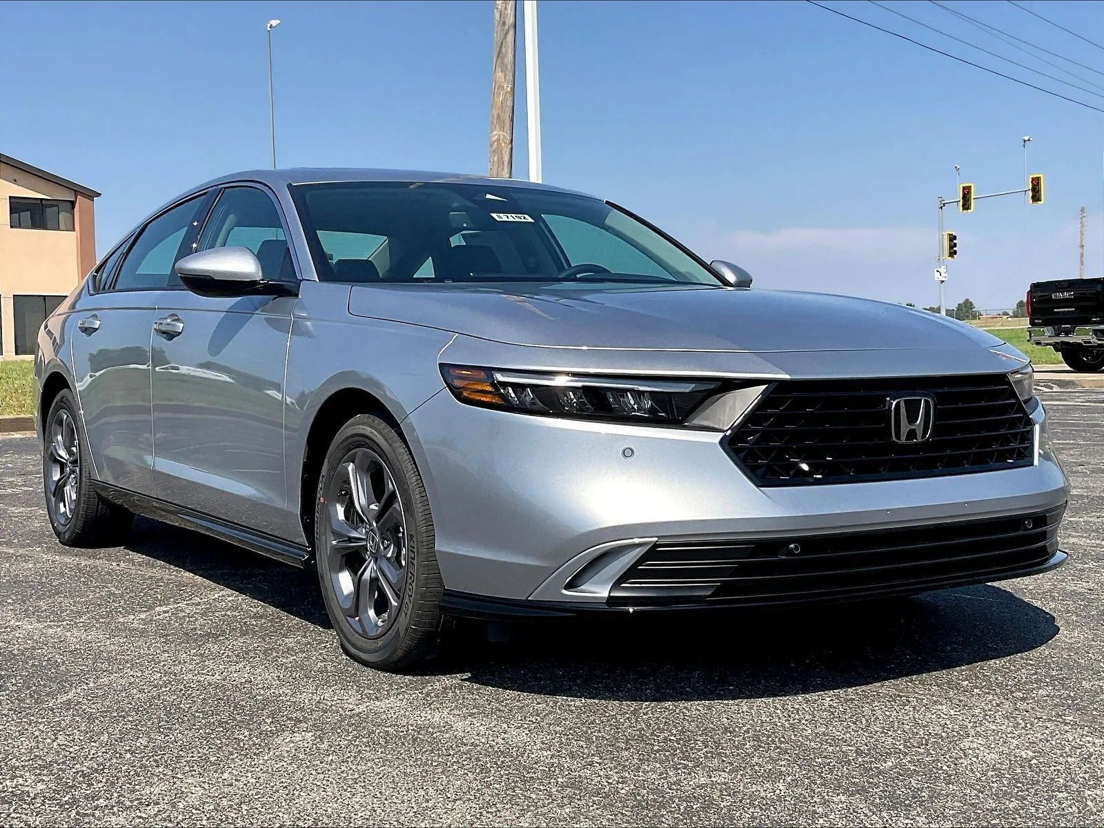 New 2026 Solar Silver Metallic Honda EX-L image 1