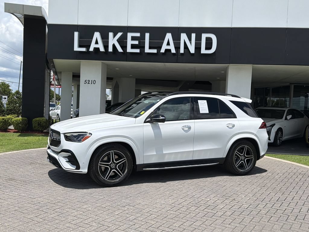 Used 2026 White Mercedes-Benz 4MATIC® image 2