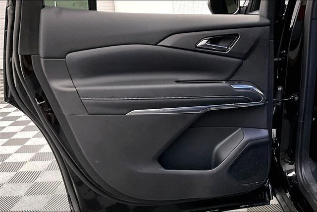 Used 2025 Mosaic Black Metallic Chevrolet LT image 22
