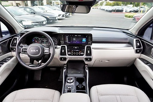 Used 2023 Gray Kia EX image 17