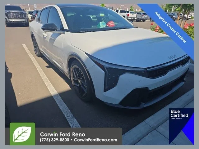 2025 Kia K4 GT-Line Turbo AT's photo