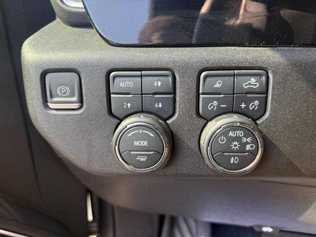 Used 2024 Gray Chevrolet RST image 39