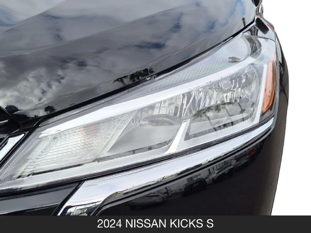 Used 2024 Black Nissan S image 10