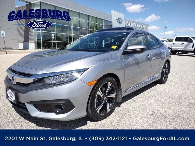 2017 Honda Civic Touring CVT's photo