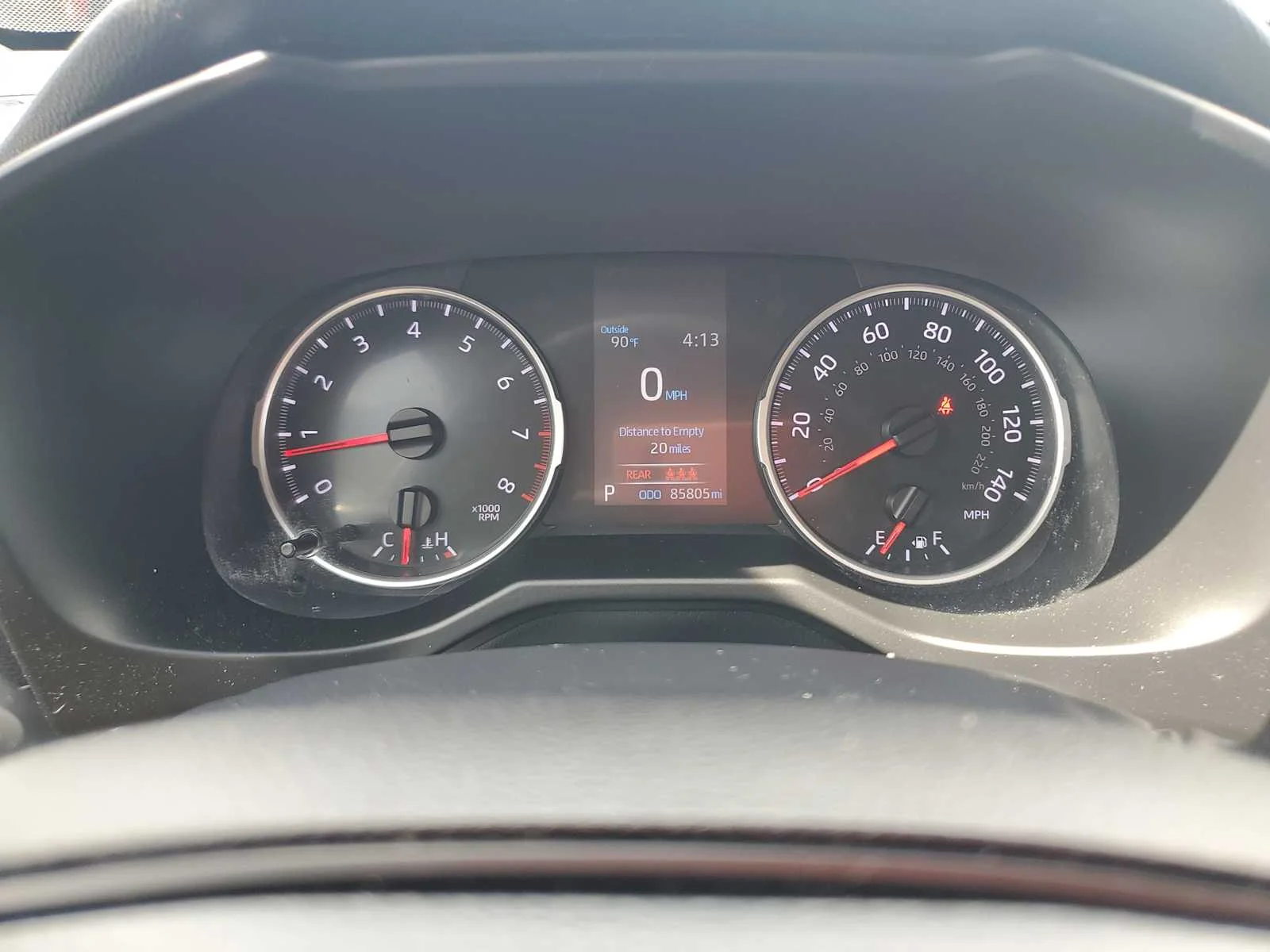Used 2022 White White Toyota LE image 24