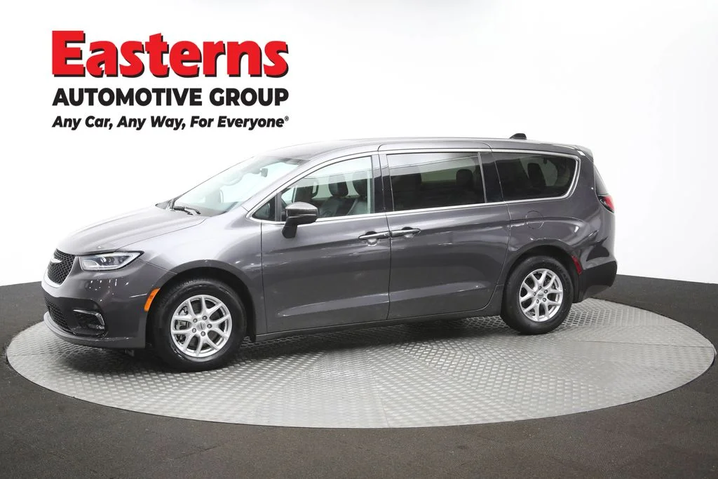 Used 2023 Gray Chrysler Touring L image 59