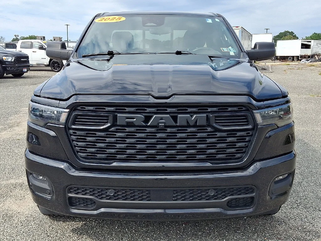 Used 2025 Diamond Black Crystal Pearlcoat Ram Tradesman image 4