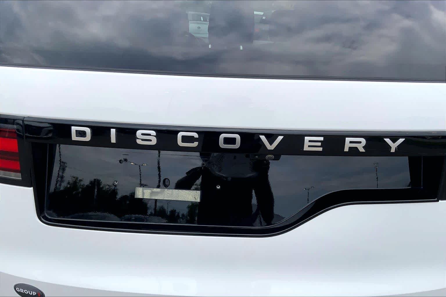 Used 2024 Fuji White Land Rover S image 10