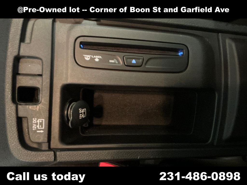 Used 2015 Silver Dodge Limited image 26