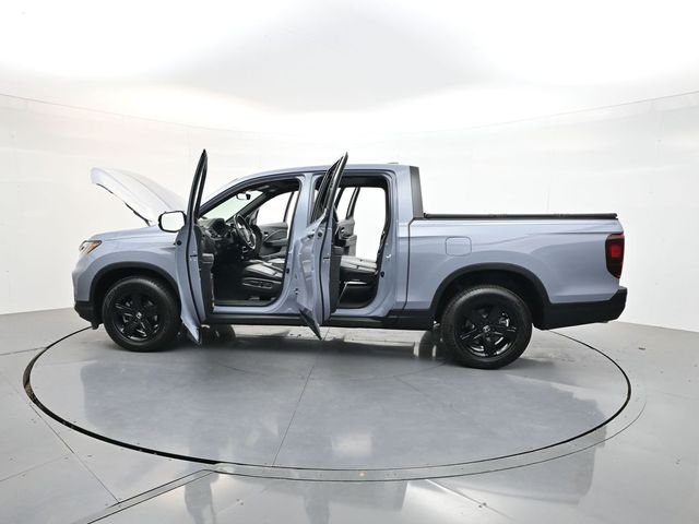 Used 2023  Honda Black Edition image 55