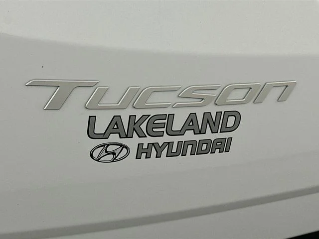 New 2026 Hyundai TUCSON SEL