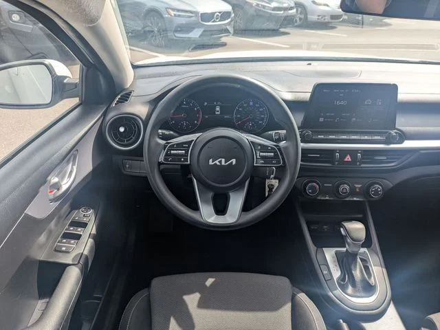 Used 2024 White Kia LXS image 14