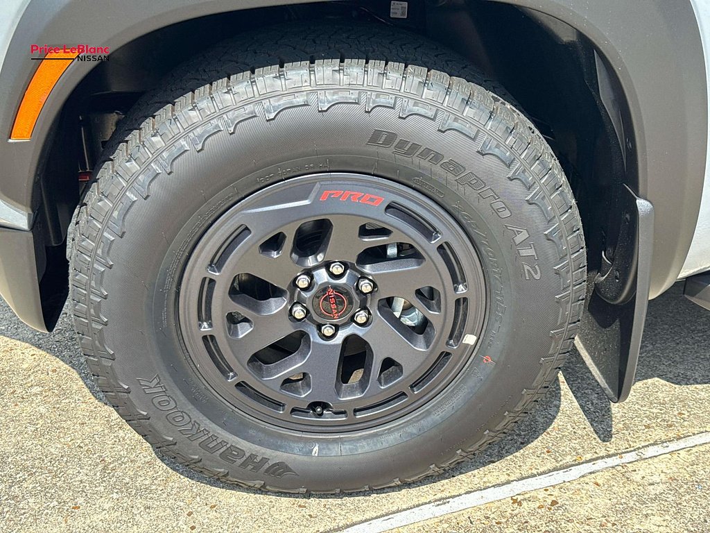 New 2026 Boulder Gray Pearl Nissan Crew Cab PRO-X 4x2 image 4
