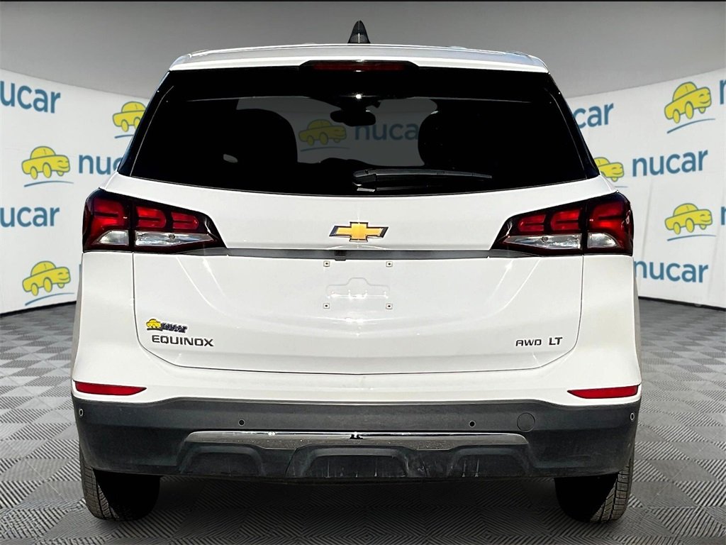 2024 Chevrolet Equinox LT photo 3