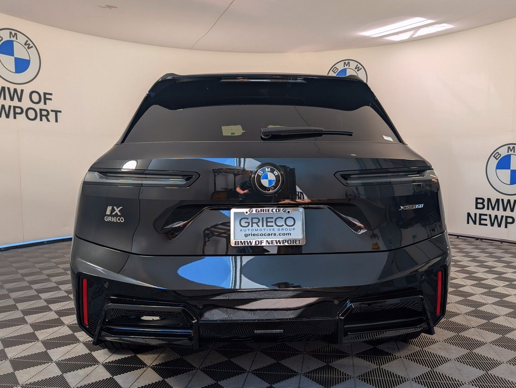 Used 2026 Black BMW xDrive60 image 7
