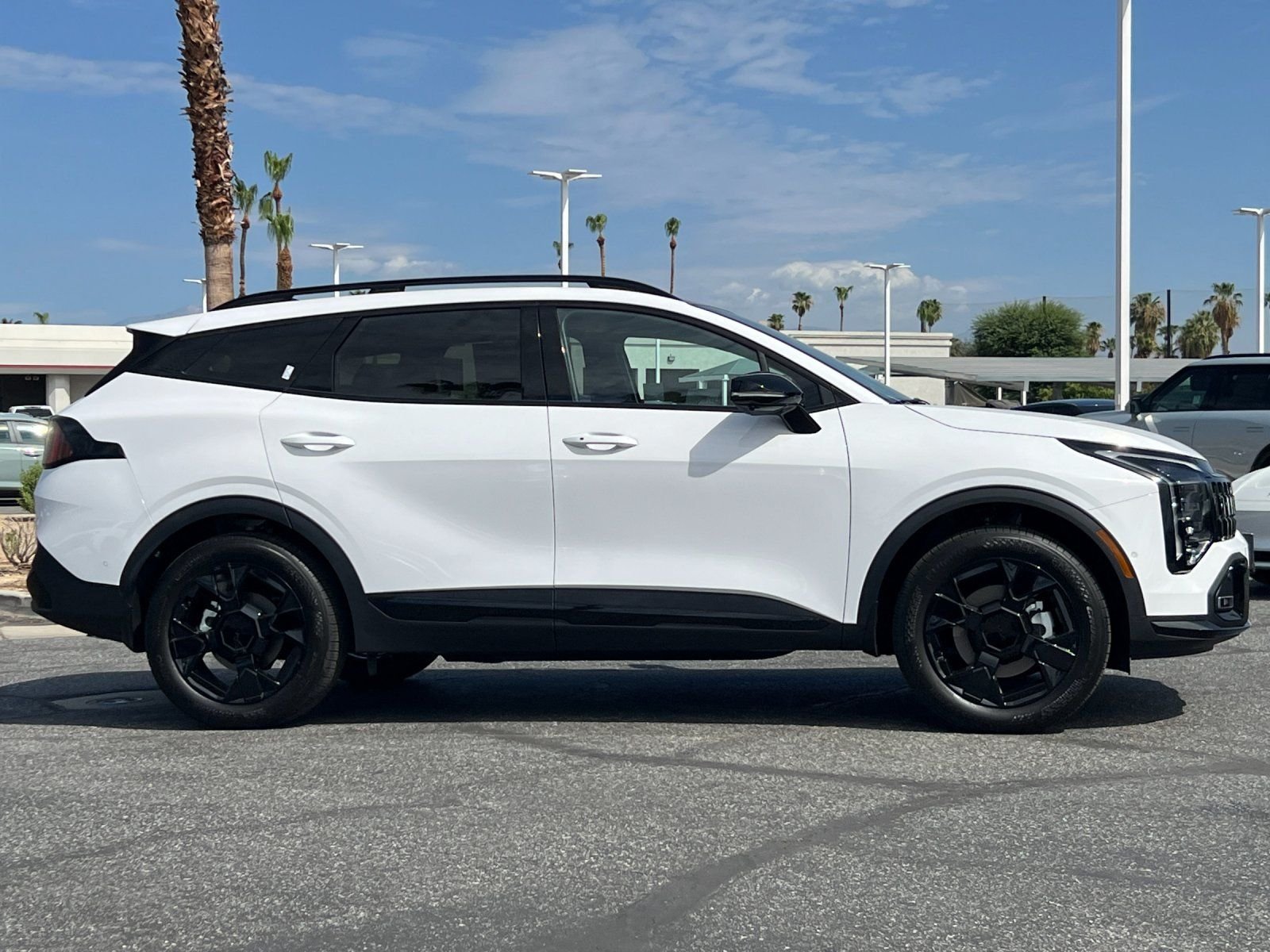New 2026 Glacial White Pearl Kia X-Line image 2