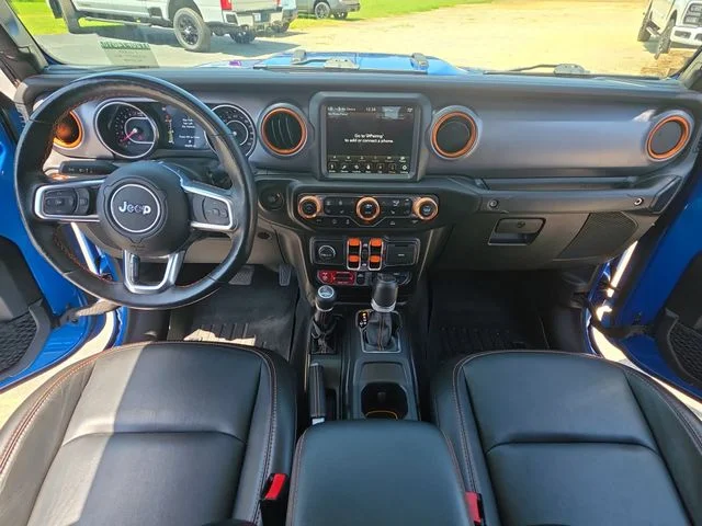 Used 2022 Blue Jeep Mojave image 10