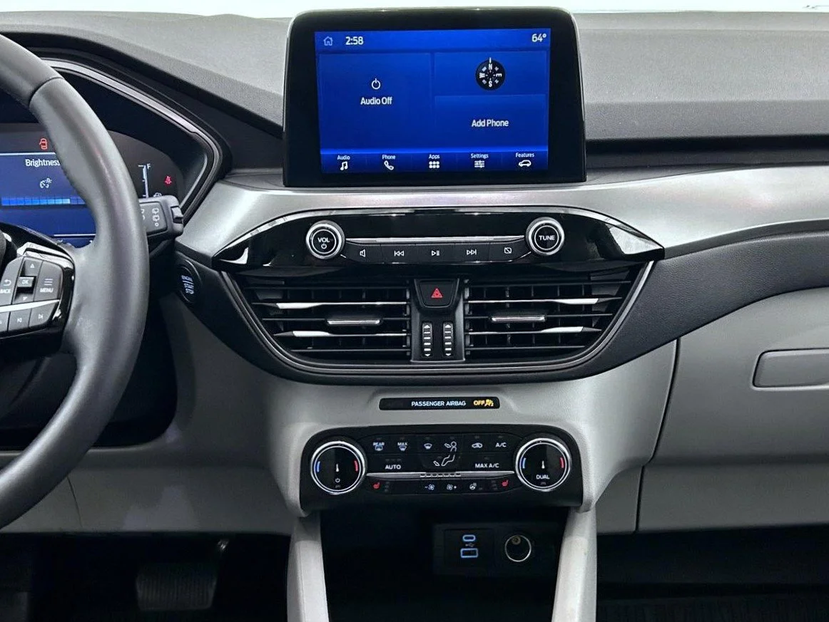 Used 2023 Silver Ford Active image 12