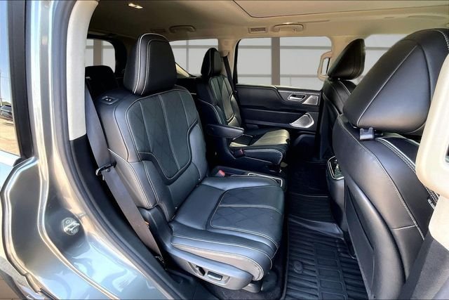 Used 2025 Silver INFINITI SENSORY image 26