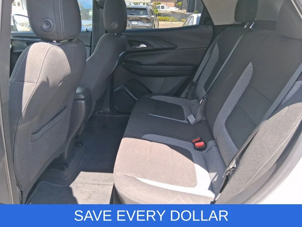 Used 2023 White Chevrolet LT image 15