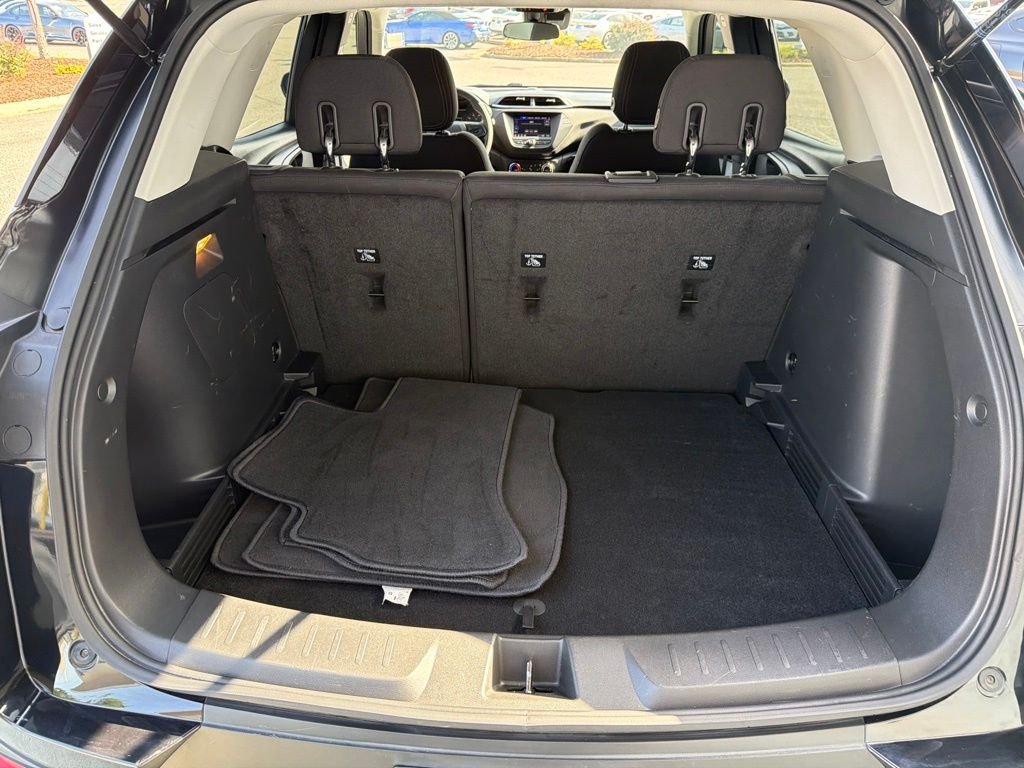 Used 2023 Black Chevrolet LT image 16