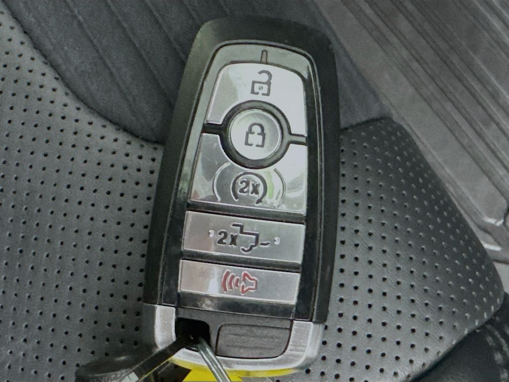 Used 2023 Black Metallic Ford Raptor image 39