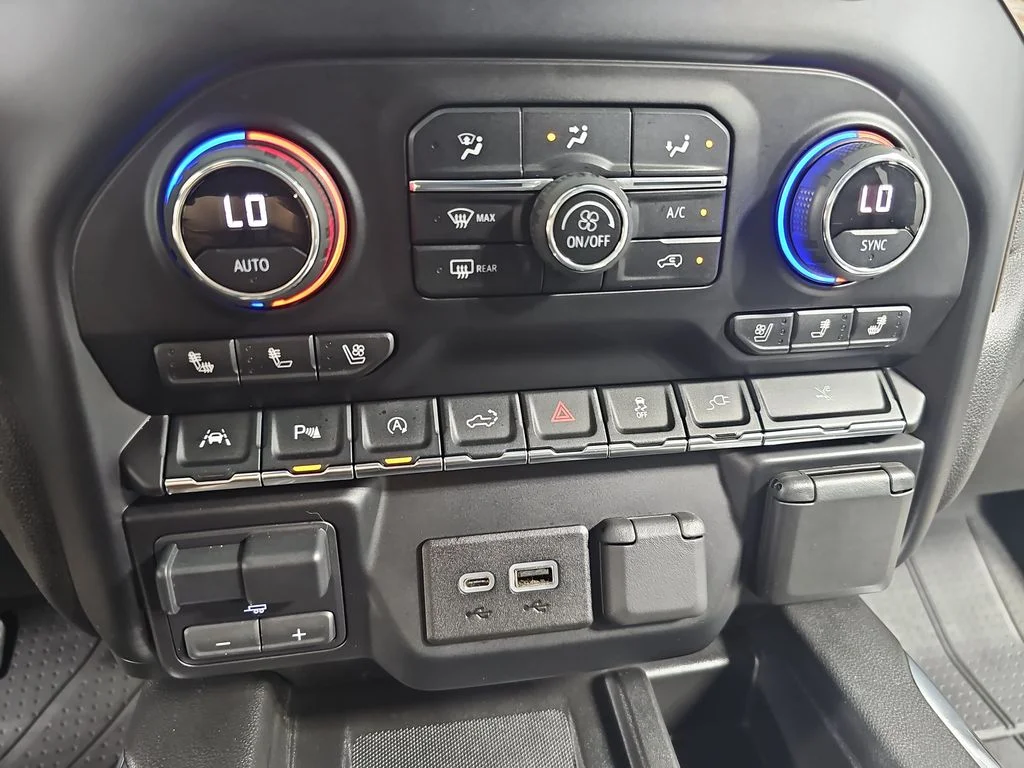 Used 2020 Beige Chevrolet High Country image 28