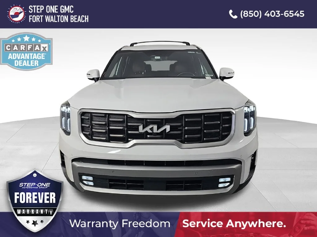 Used 2023 White Kia SX-Prestige image 3