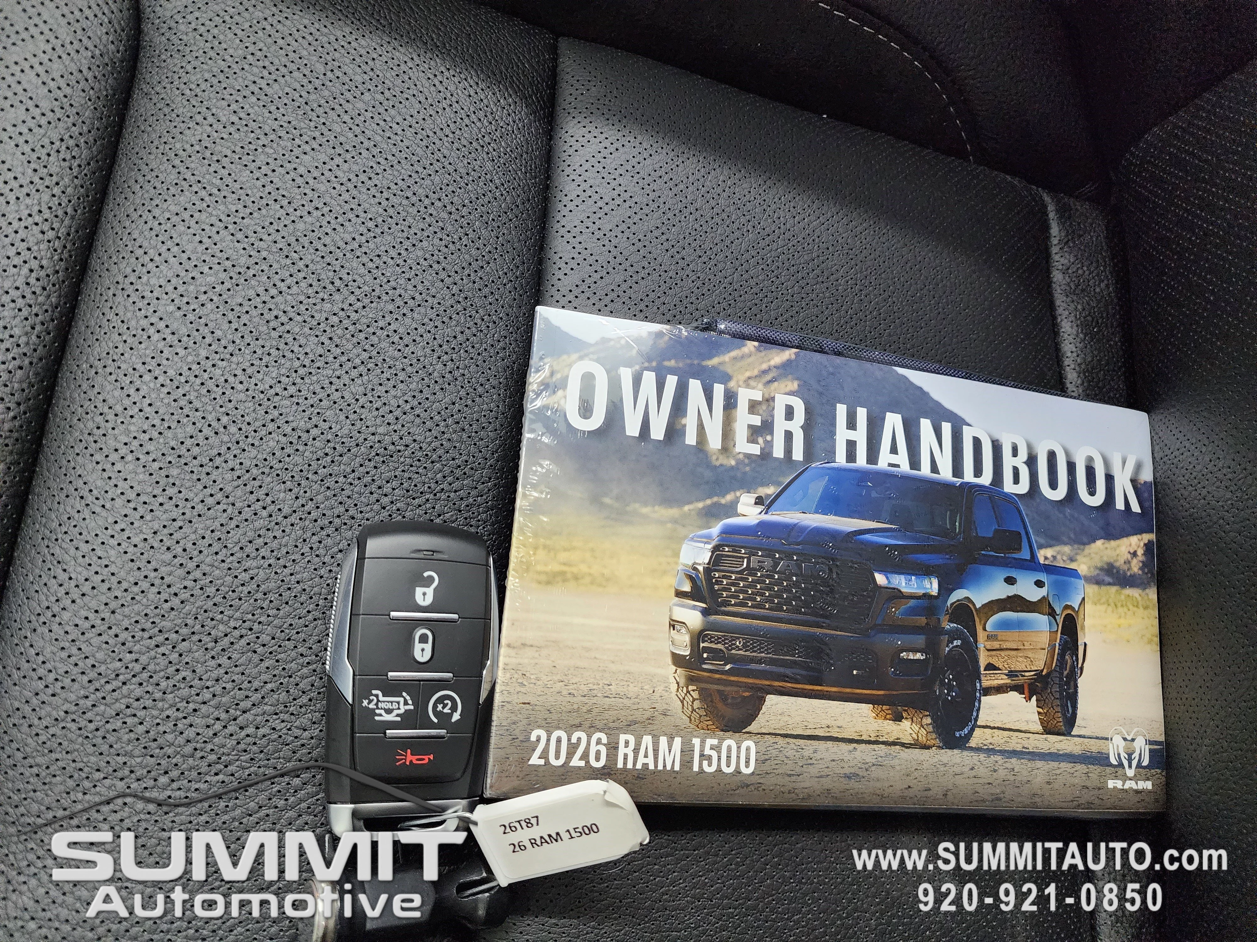 New 2026 Granite Crystal Metallic Clear-Coat Exterior Paint RAM Laramie image 54