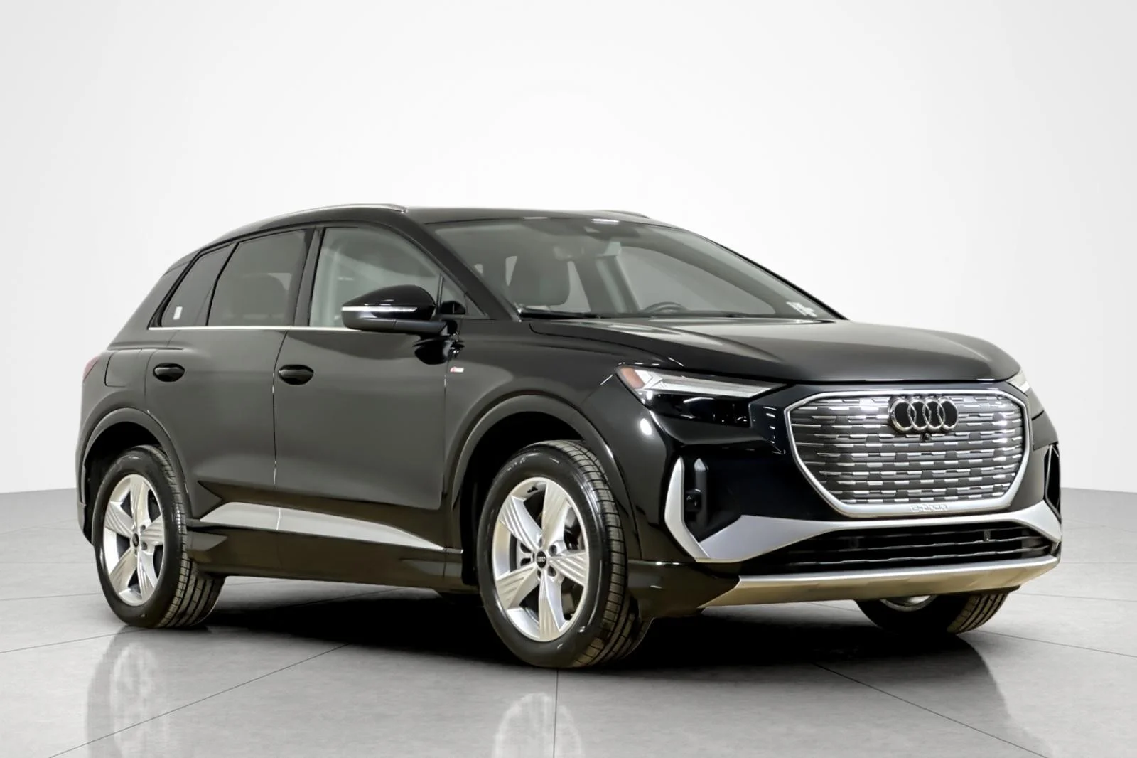 Certified Used 2023 Mythos Black Metallic Audi Premium 50 quattro image 7
