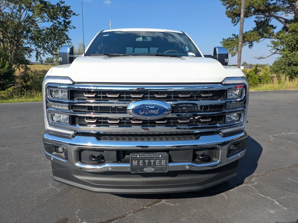 New 2026 Star White Metallic Tri-Coat Ford F-350® King Ranch® image 32