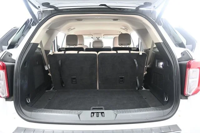 Used 2023 Oxford White Ford Limited image 26