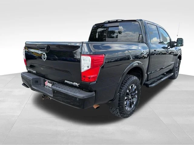 Used 2017 Black Nissan PRO-4X image 7