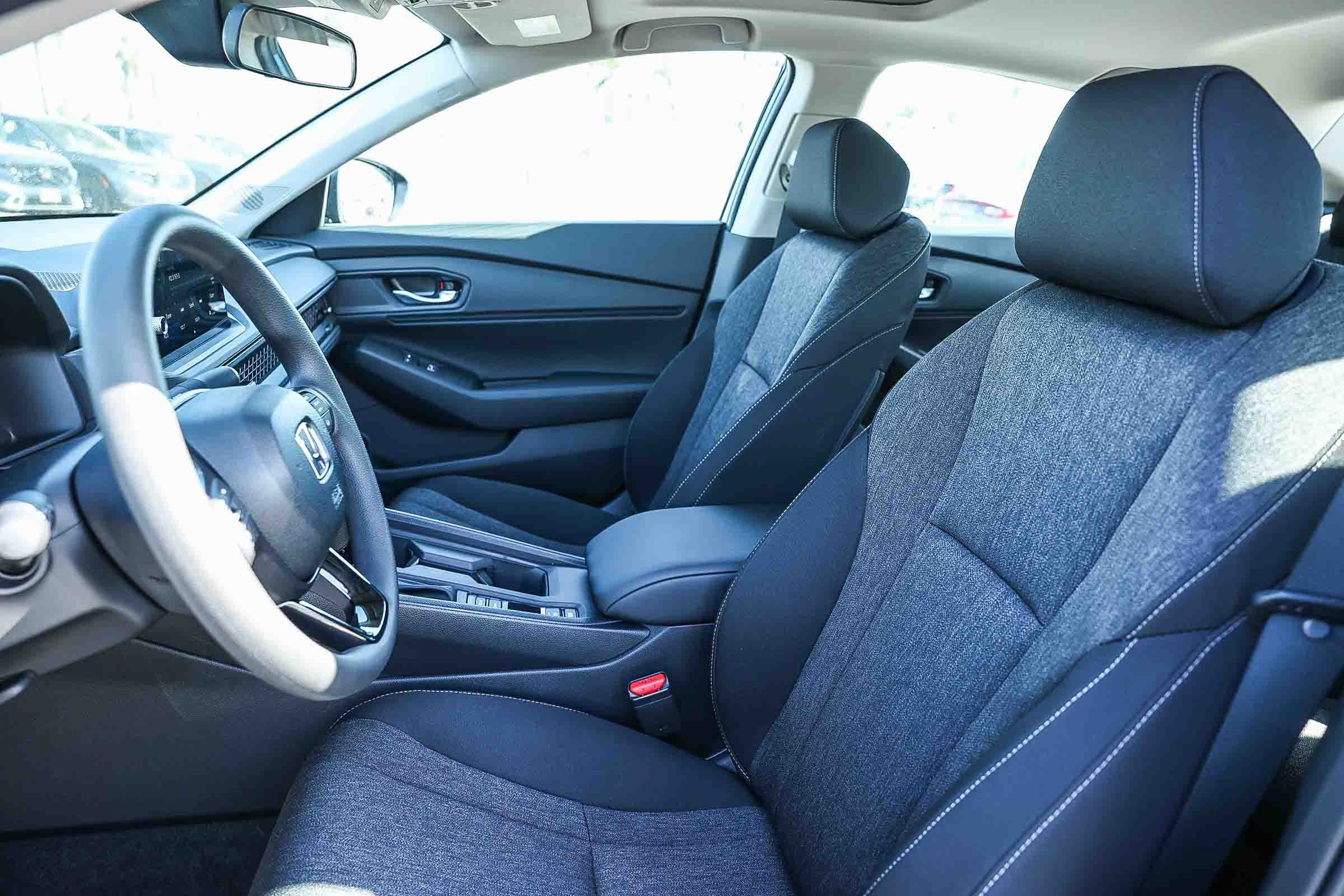 New 2026 Crystal Black Pearl Honda SE CVT image 19