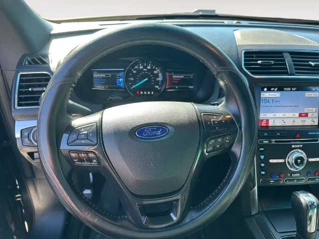 Used 2017 Gray Ford Sport image 13