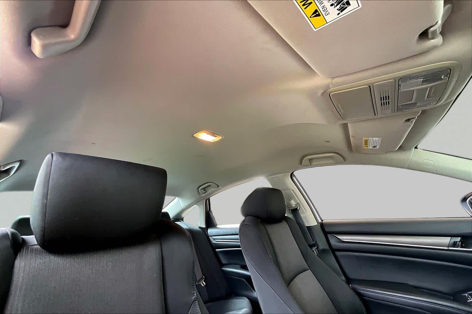 Used 2021 Lunar Silver Metallic Honda LX image 12