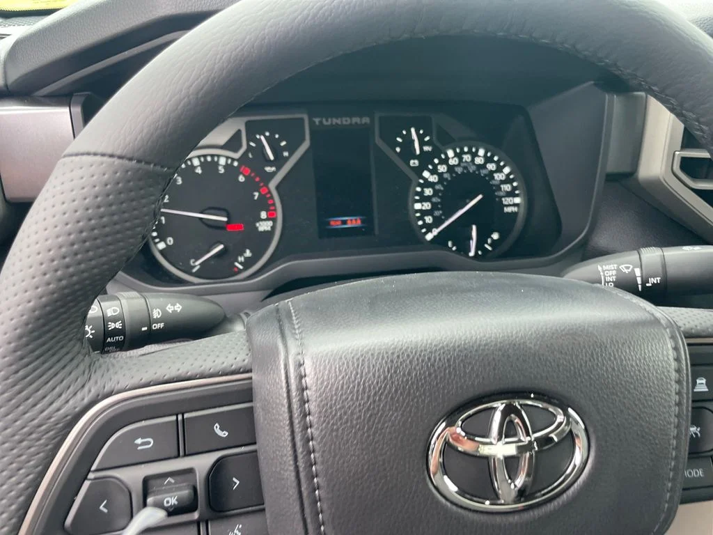 2026 Toyota Tundra SR5 - Photo 17