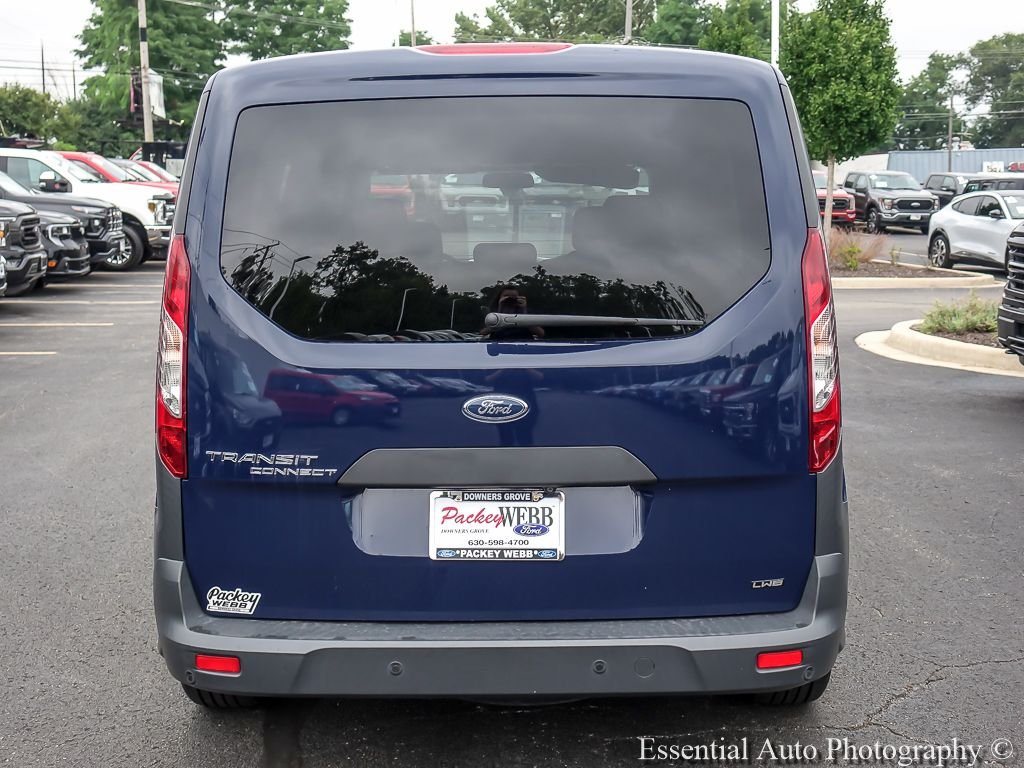 Used 2018 Dark Blue Ford XL image 6