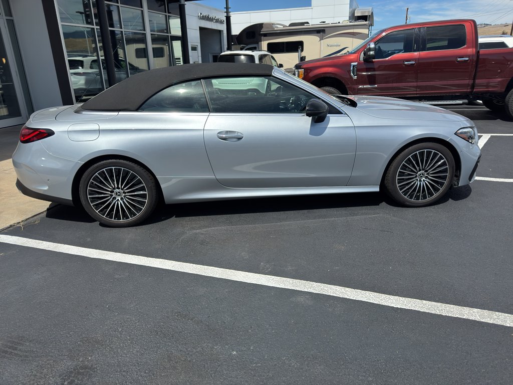 Used 2024 Silver Mercedes-Benz 300 4MATIC® image 4