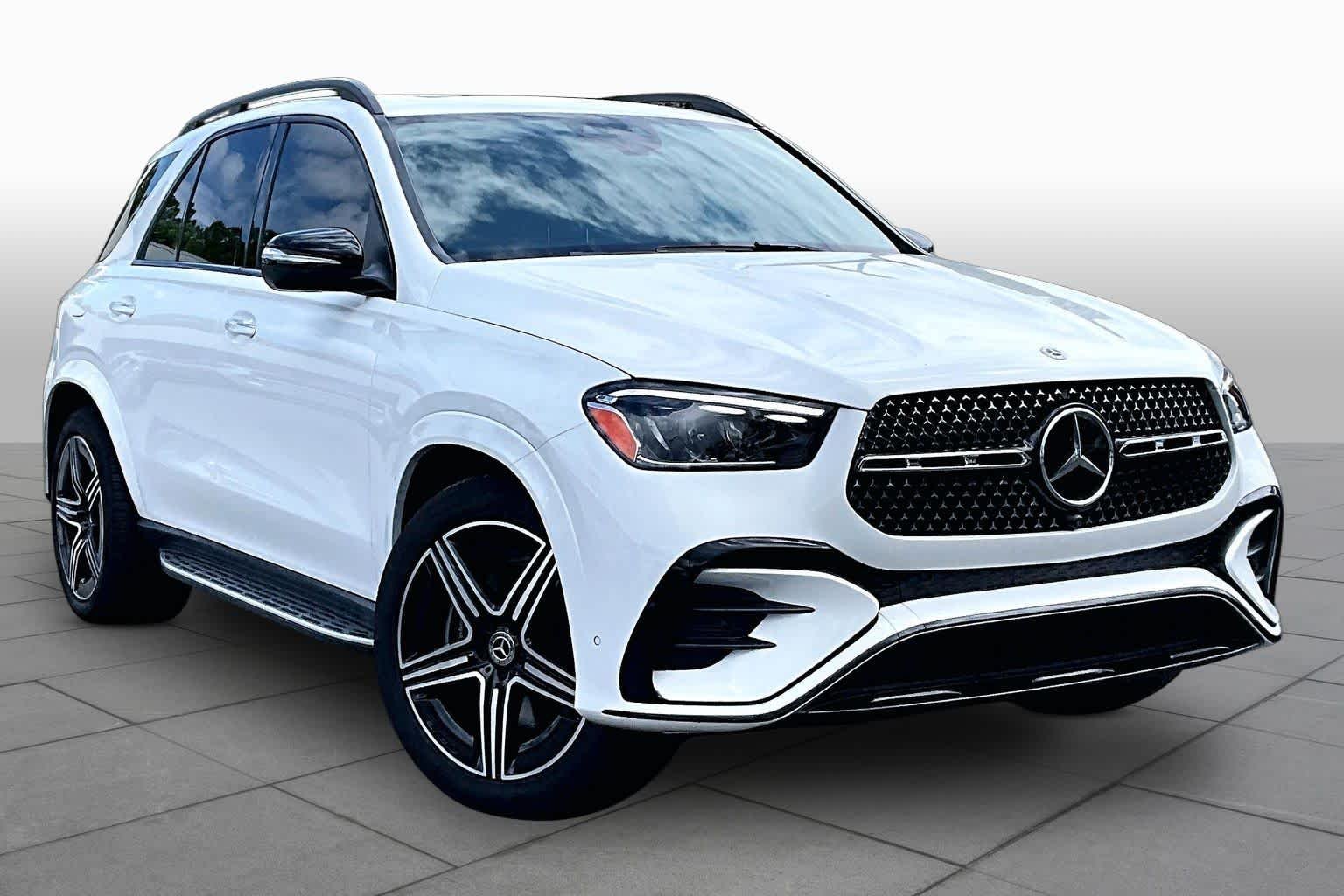 Certified Used 2025 Polar White Mercedes-Benz GLE 450e image 3