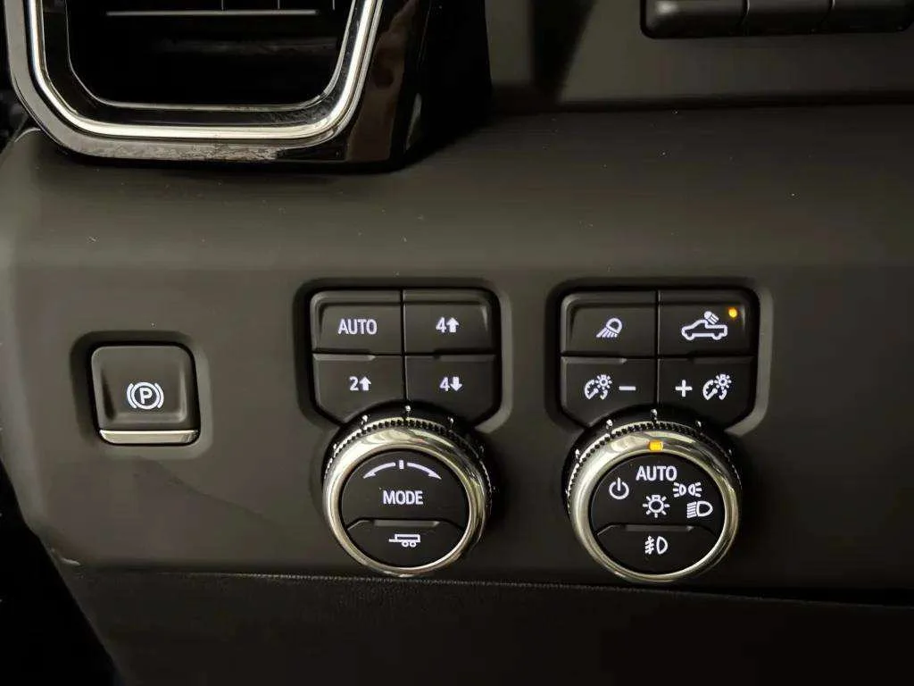 Certified Used 2025 Downpour Metallic GMC Denali image 21