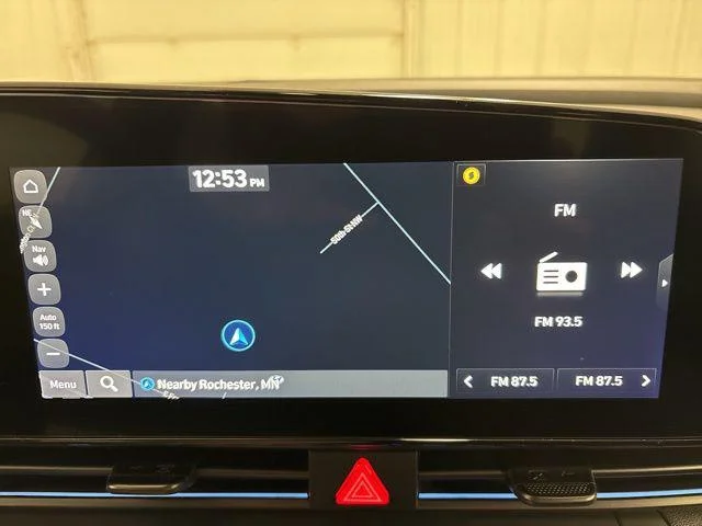 2025 Hyundai Elantra Blue - Photo 15